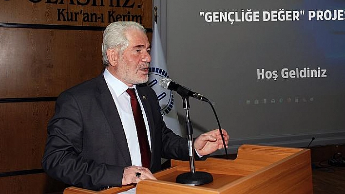 İL MÜFTÜLÜĞÜ 'GENÇLİĞE DEĞER' EĞİTİM SEMİNERLERİNE BAŞLADI