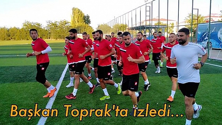 Elazığ Belediyespor topbaşı yaptı!