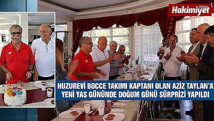 Huzurevi'nde sürpriz doğum günü kutlaması