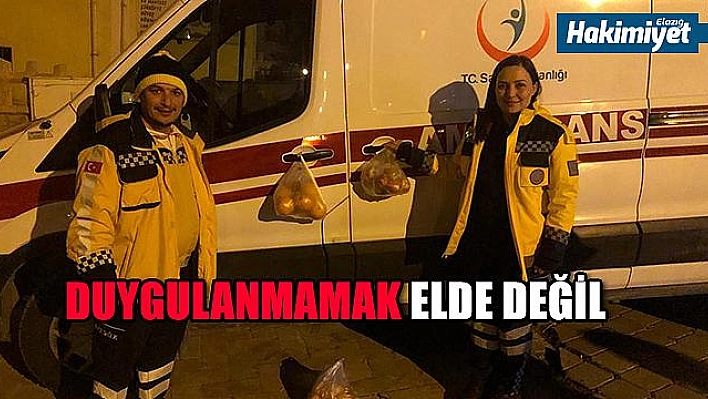 Elazığlılardan sağlık ekibini duygulandıran görüntü