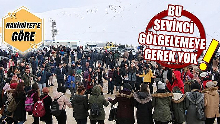 GÜZELİ, EKSİKLE GÖLGELEMEK…