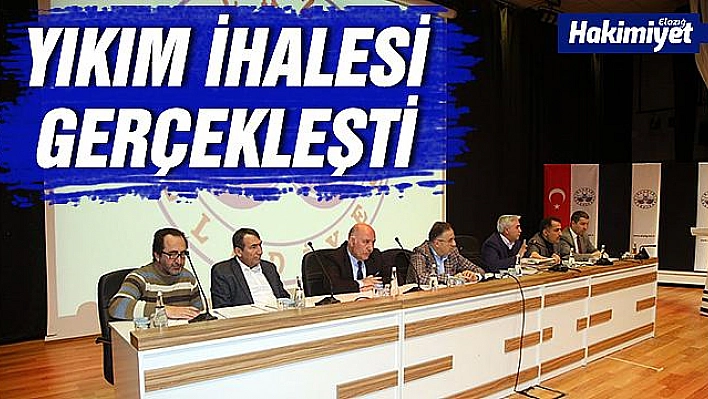 DEPREMDE HASAR GÖREN BİNALARIN YIKIM İHALESİ GERÇEKLEŞTİRİLDİ