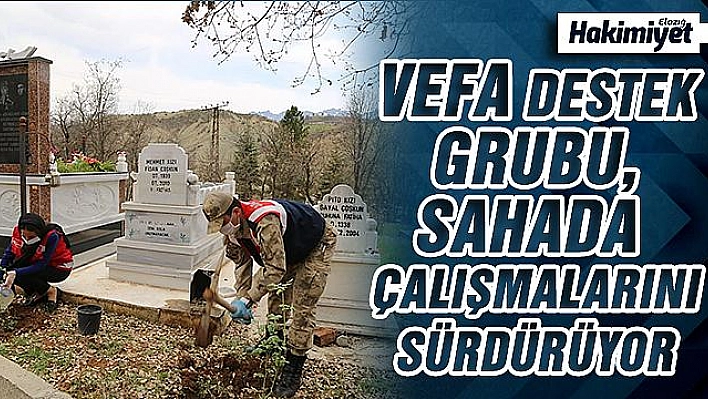 Polis ve Mehmetçik'ten şehitlere vefa