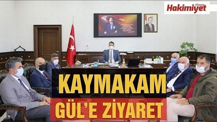 Sivriceliler Derneği heyeti Sivrice Kaymakamı Mustafa Gül'ü ziyaret etti