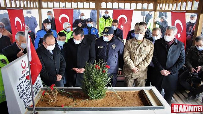 Şehit Fethi Sekin, şehadetinin 4. yılında kabri başında anıldı