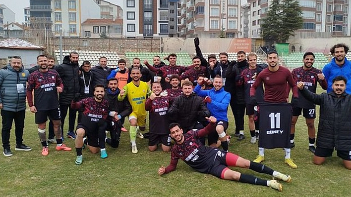 23 Elazığ FK dağılıyor mu?