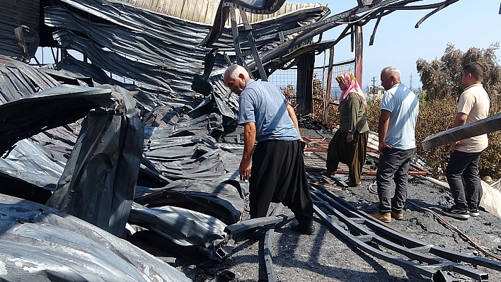 25 yıllık emek kundaklamayla kül oldu: En mutlu günlerini komşu zehire çevirmiş