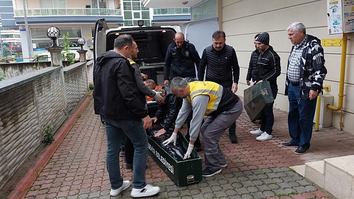 29 Yaşındaki Genç Evinde Ölü Bulundu!