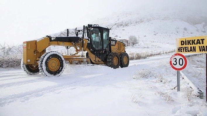 441 köy yolundan 430'u açıldı