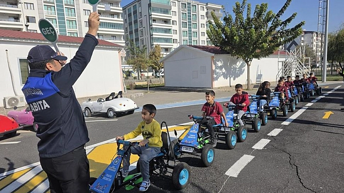 486 öğrenciye trafik ve çevre bilinci aşılandı