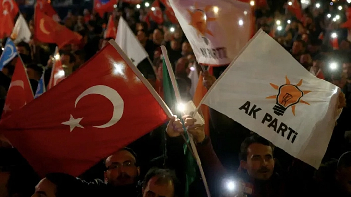 56 belediye başkanı AK Parti'ye geçti