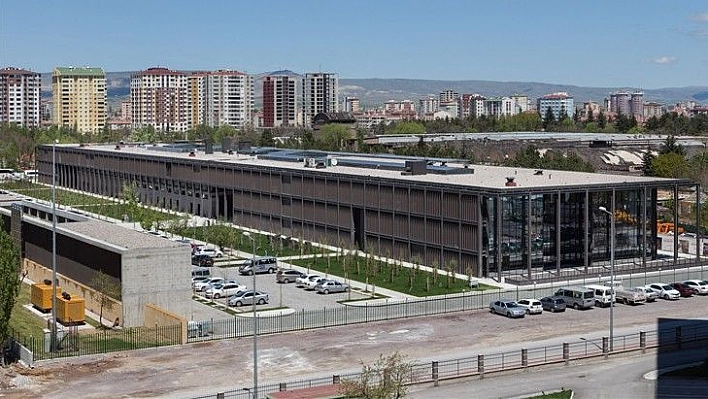 Abdullah Gül Üniversitesi 6 Öğretim Görevlisi ve Araştırma Görevlisi alıyor