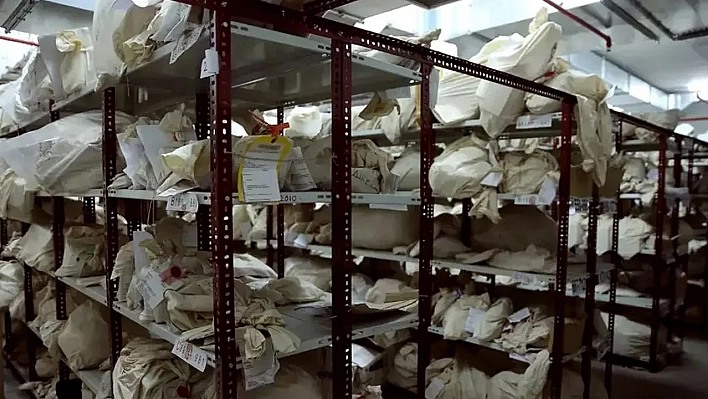 Adalar Adliyesi'nde şok soygun: Zabıt katibi emanet silahları çaldı