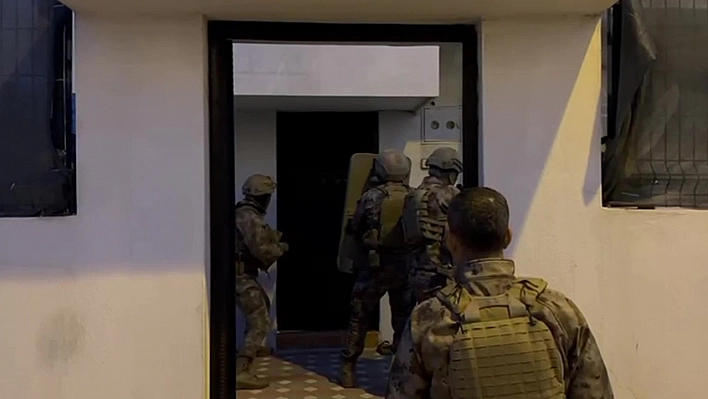 Adana'da silah ve mühimmat ticareti şebekesi çökertildi: 11 tutuklama