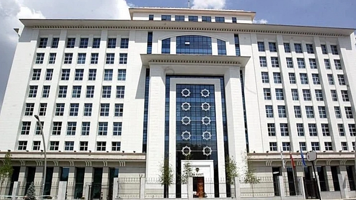 AK Parti'de ikinci dalga mı geliyor?