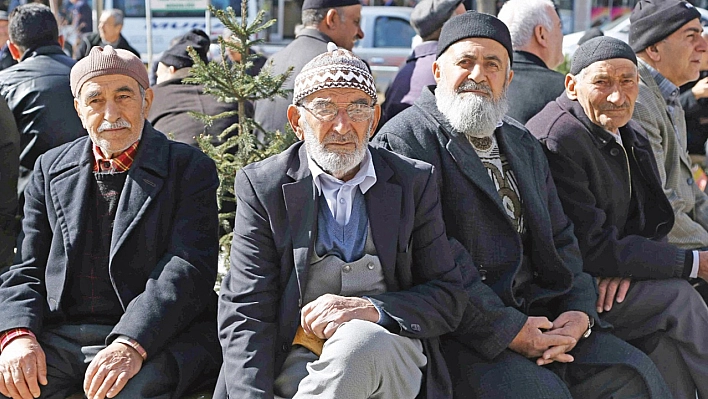 AK Parti'den emeklilik sisteminde değişiklik sinyali