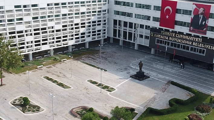 Antalya'da belediyeye yönelik yeni rüşvet operasyonu: 17 gözaltı
