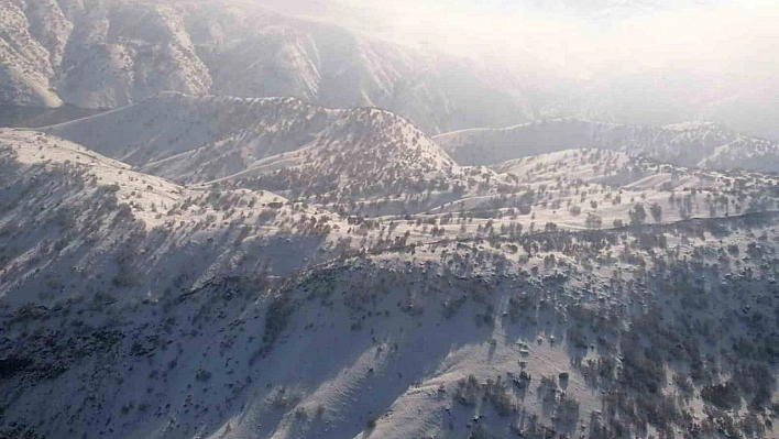 Askeri helikopterle yüzey kırığı araştırma çalışması