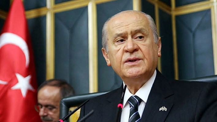 Bahçeli'den kılıçlı yemin açıklaması