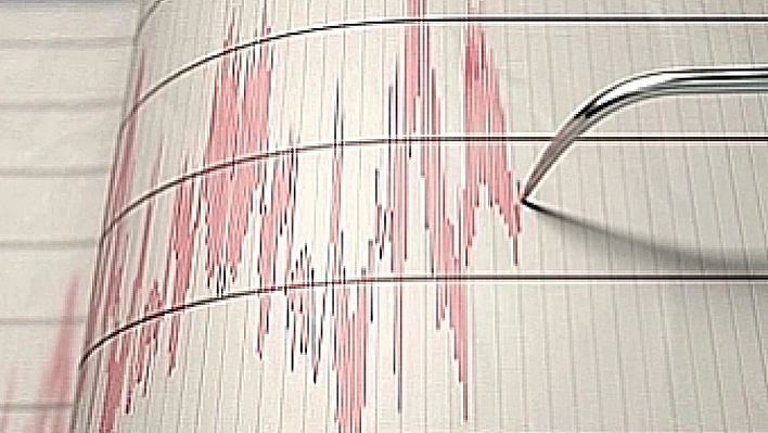 Balıkesir'de korkutan deprem!