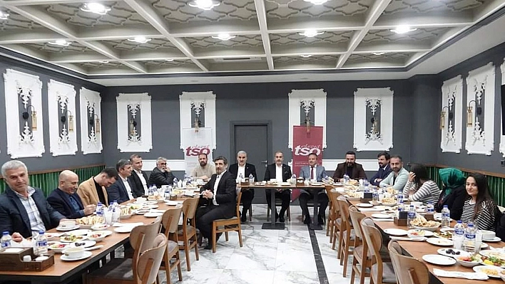 Başkan Alan, iftarda basın mensuplarını ağırladı