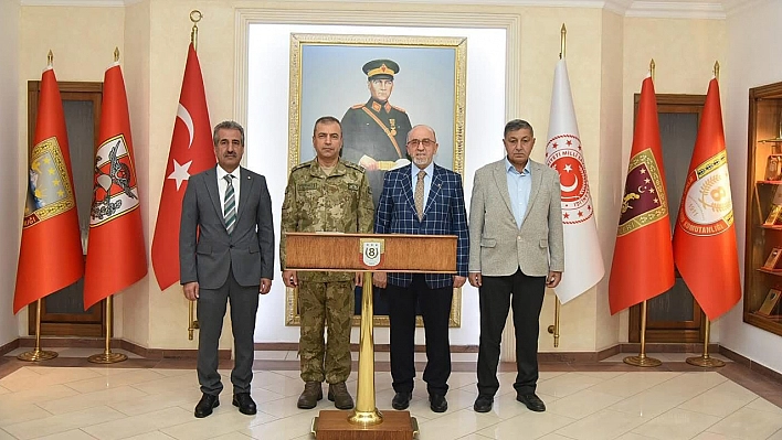 Başkan Dumandağ, Kolordu Komutanı Durmaz ile bir araya geldi