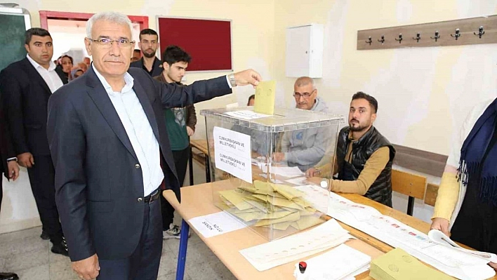 Başkan Güder oyunu kullandı