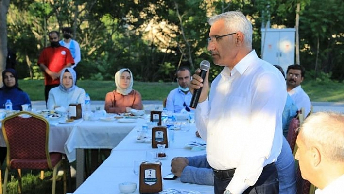 Başkan Güder, personellerle istişare toplantısı yaptı