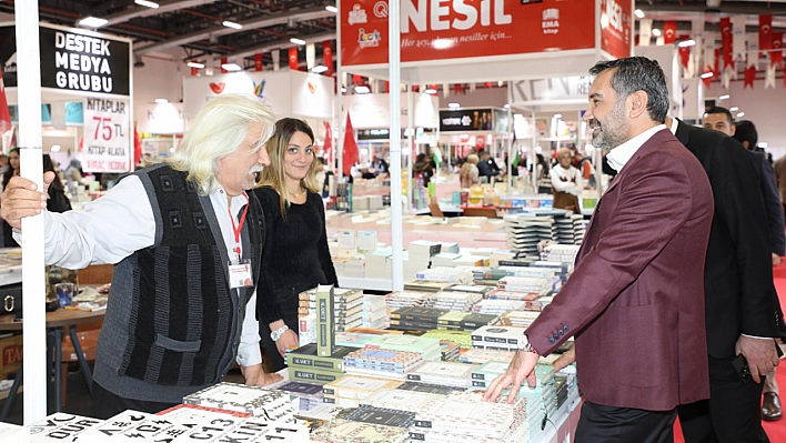 Başkan Şerifoğulları, Devam Eden 5. Kitap Fuarı'nı Ziyaret Etti