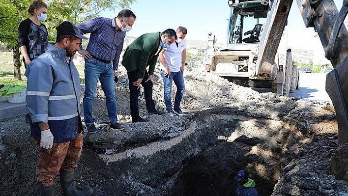 Başkan Şerifoğulları, 'Elazığımız İçin Tüm Ekiplerimizle Sahadayız'