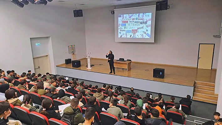 Başkan Şerifoğulları'ndan gençlere destek