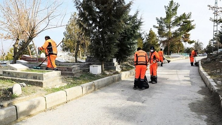 Battalgazi'deki mezarlıklar yoğun bakıma alındı