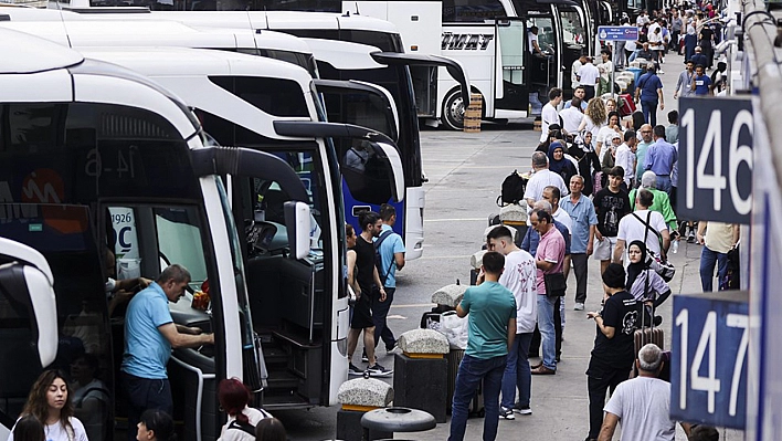 Bayram öncesi öğrencilere müjde: Ulaşım desteği başvurana anında hesaba!