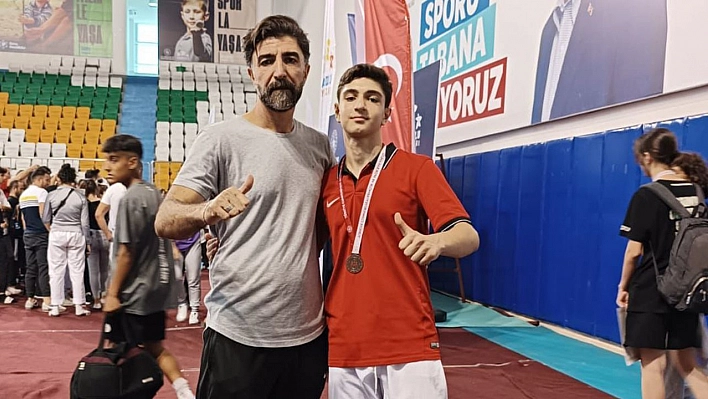 Bedirhan Kaya, taekwondo da Türkiye 3.'sü