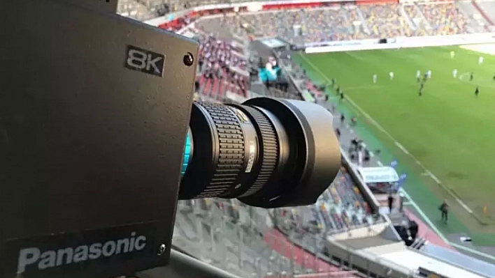 Beklenen o maç şifresiz kanalda