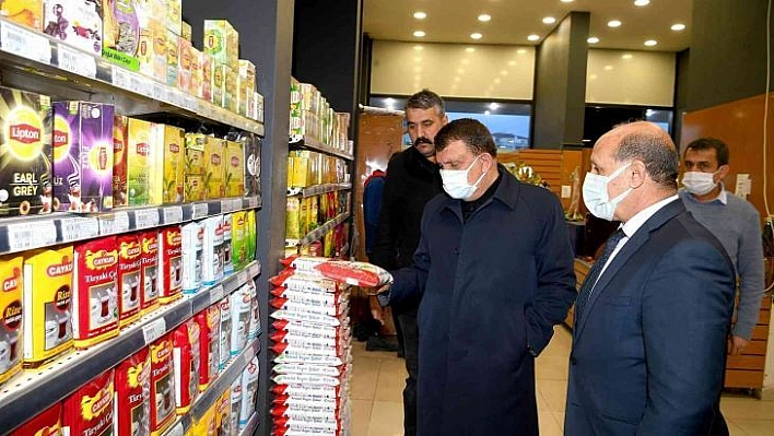 Belediye Başkanı Gürkan, Esenlik Süpermarketleri ziyaret etti