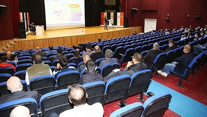 Belediye Personeline Afet Eğitimi Semineri