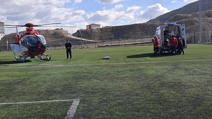 Beyin kanaması geçiren hasta ambulans helikopter ile hayata döndü