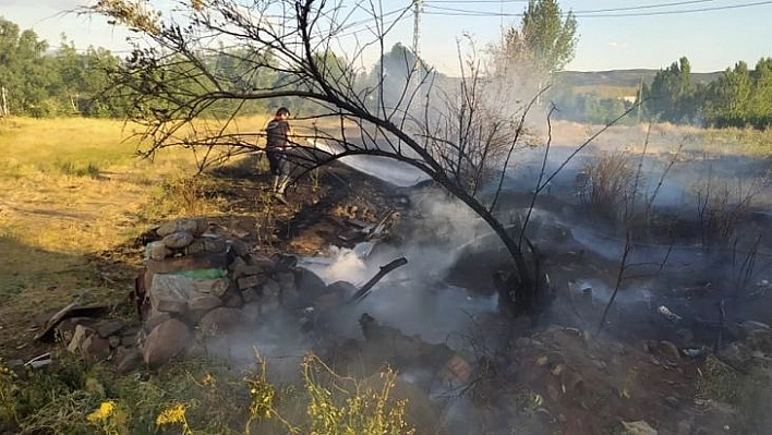 Bingöl'de arazi yangını