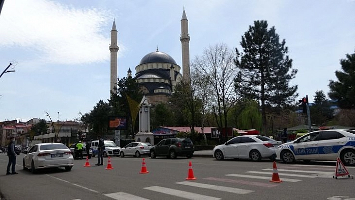 Bingöl'de yoğun olan caddeler kısıtlamayla sessizliğe büründü