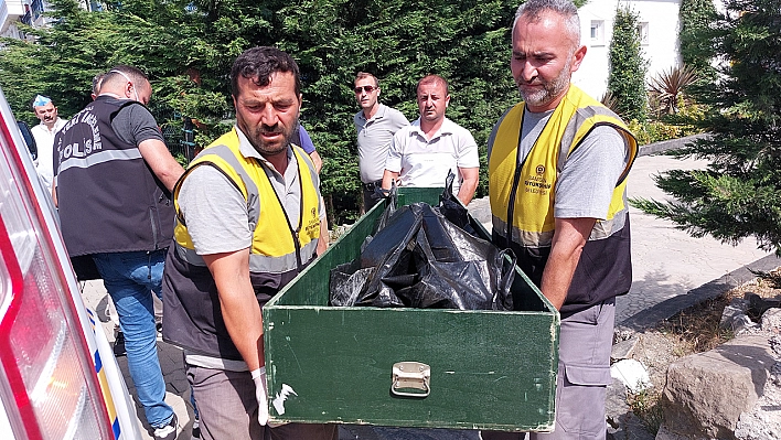 Bir Kişi Silah Vurulmuş Halde Ölü Bulundu