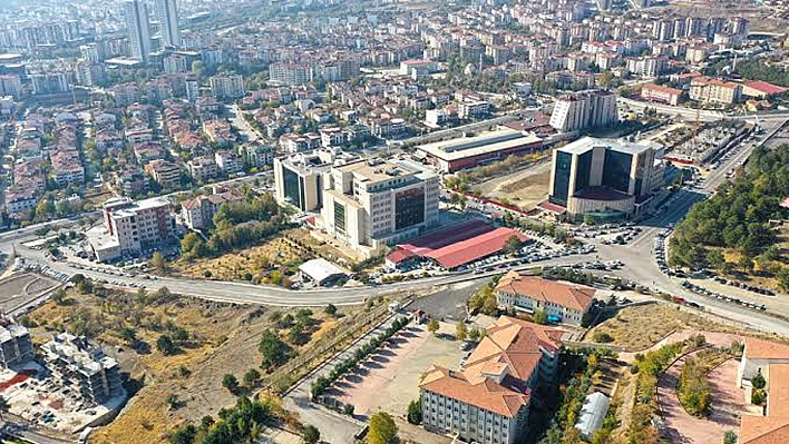 Bu Kırmızı Elazığ'a Yakışmayacak