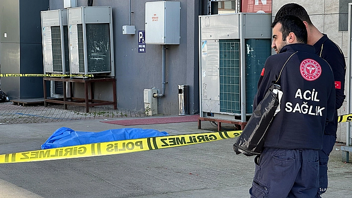 Bunalıma Giren Kadın Kendini 14. Kattan Boşluğa Bıraktı