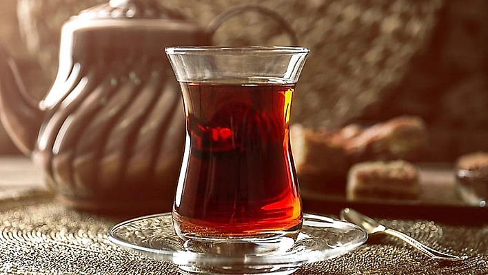 Çay severlere kötü haber! Zam yapıldı