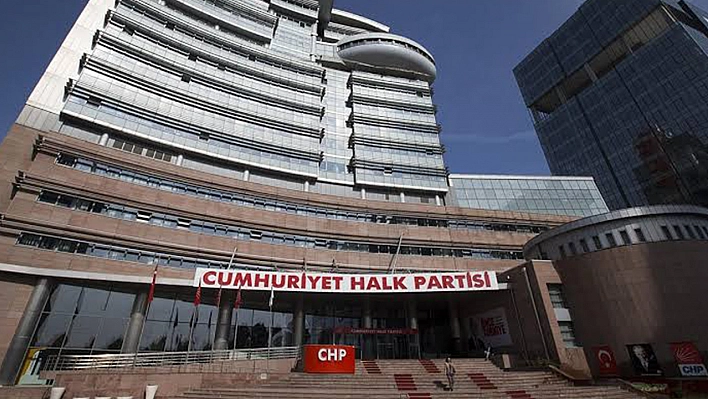 CHP'de değişim çatlağı