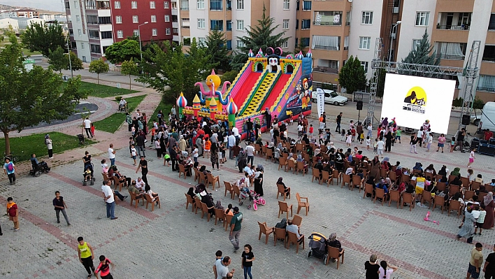 Çocuklar, Yaz Aylarının Keyfini 'Yaz Şenlikleri' İle Yaşıyor