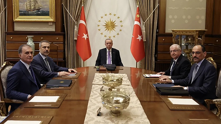 Cumhurbaşkanı Erdoğan başkanlığında güvenlik zirvesi