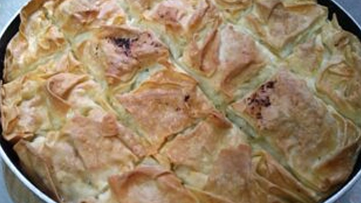 Deneyen vazgeçemiyor! işte o börek tarifi
