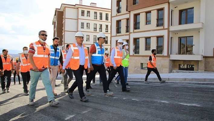 Deprem konutlarında 2 ve 3.etap kura çekimi Temmuz'da