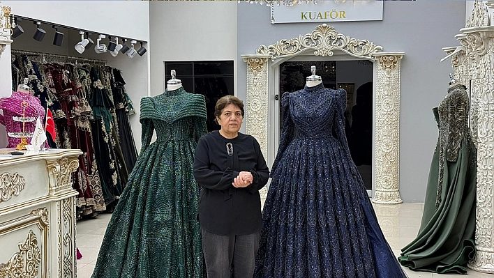 Depremlerde iki iş yeri yıkılan kadın pes etmedi